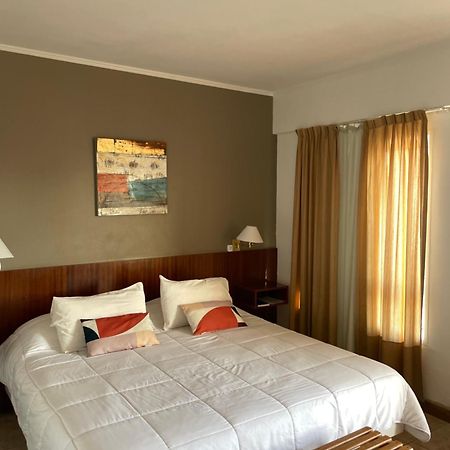 Julio Cesar Hotel Posadas Eksteriør billede