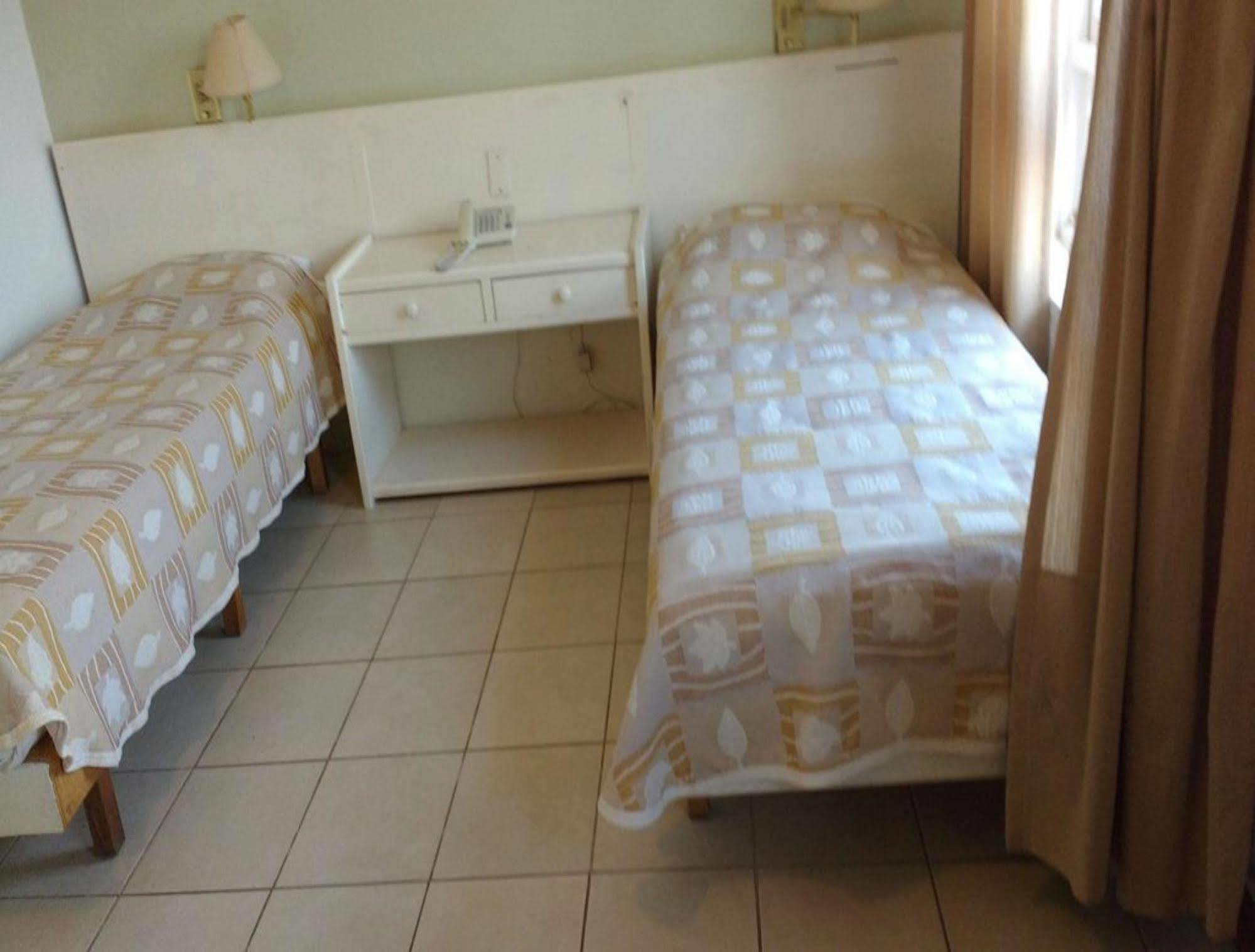 Julio Cesar Hotel Posadas Eksteriør billede